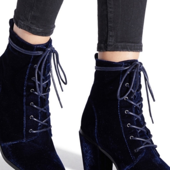 Beautiful velvet Navy Blue Ankle boots size 11 - Picture 4 of 4